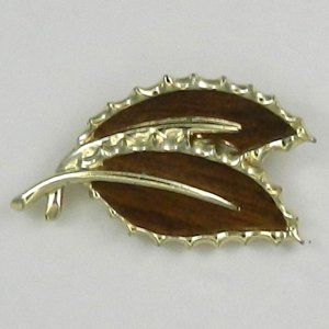 Signed Vintage Sarah Coventry Double Leaf Wood Inlay Brooch